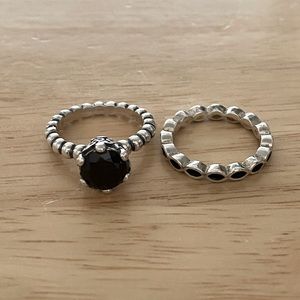 Pandora black stone ring set - size 6